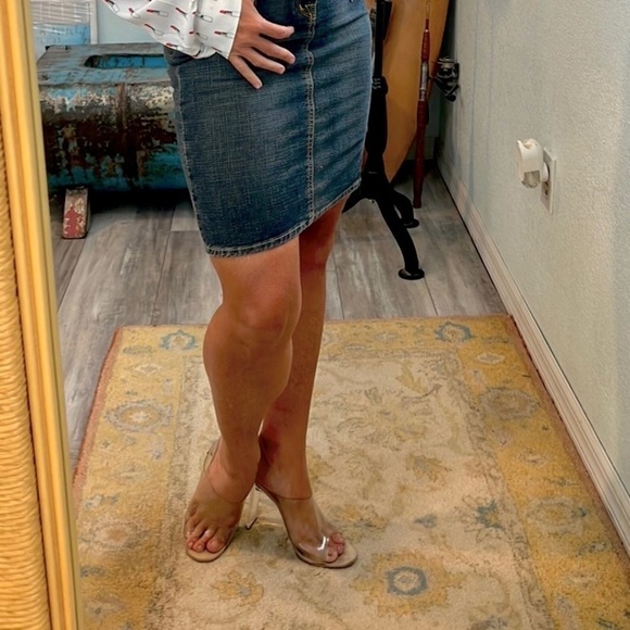 VTG VON DUTCH,DENIM DISTRESSED, Collectable Vintage Apparel,Excellent Con,Size S - Picture 3 of 14